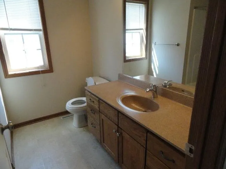 15379 Foliage Ave — Photo 6