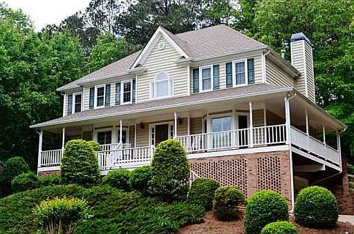 2nd image of 1903 Rosewood Ln