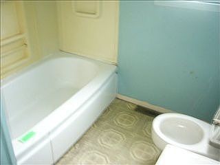 2nd image of 804 Geyer St