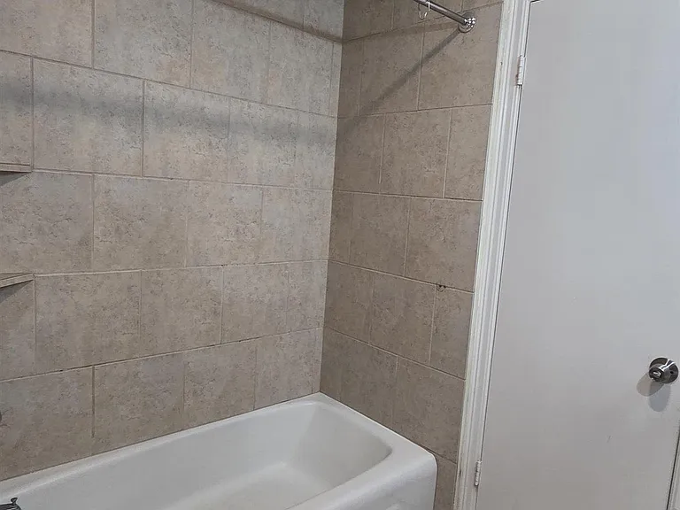 1968 Stafford Dr — Photo 14