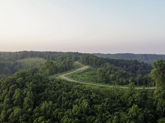 4th image of 1075 Vickers Ridge Rd