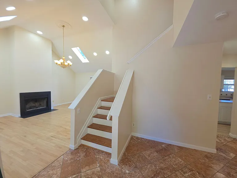 3 Alexander Ct — Photo 3