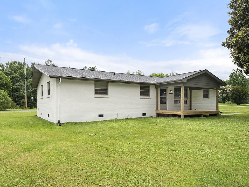 1st image of 1156 Chestnut Dr