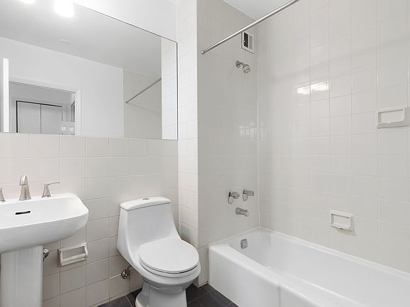 4th image of 88 Wyckoff St APT 4C