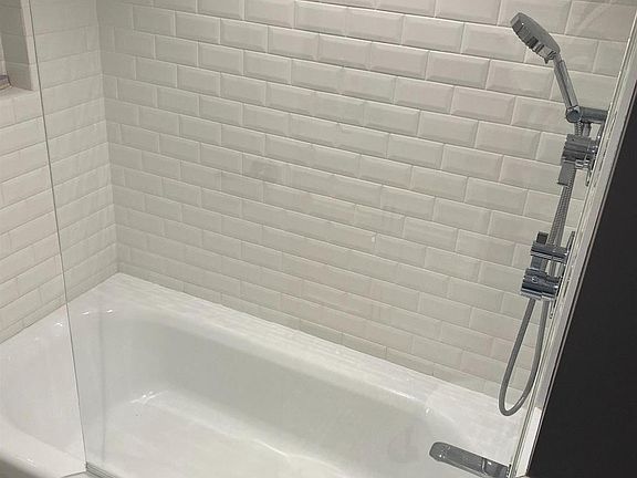 5th image of 1650 Jackson St APT 301