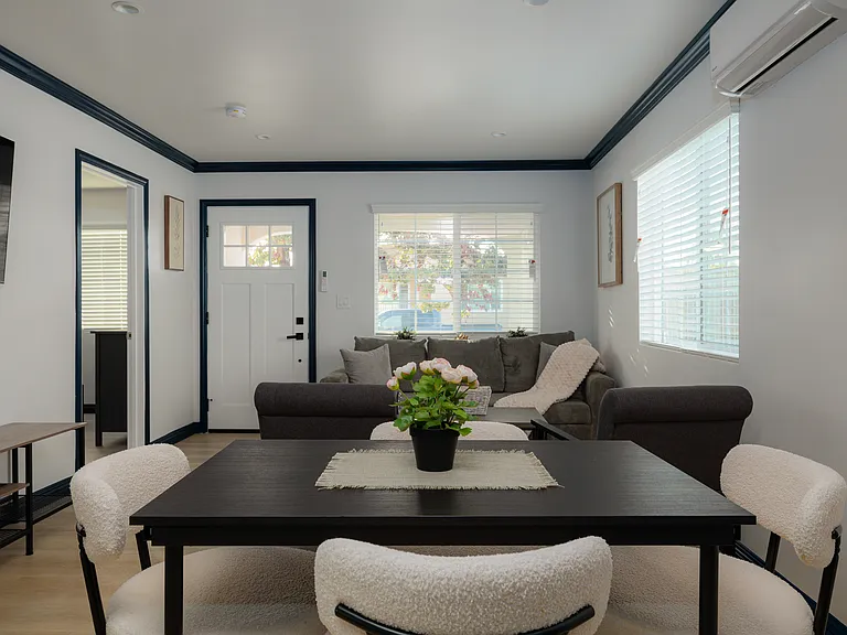 8312 S Harvard Blvd — Photo 22