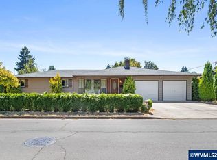 940 Johnson St, Woodburn, OR 97071