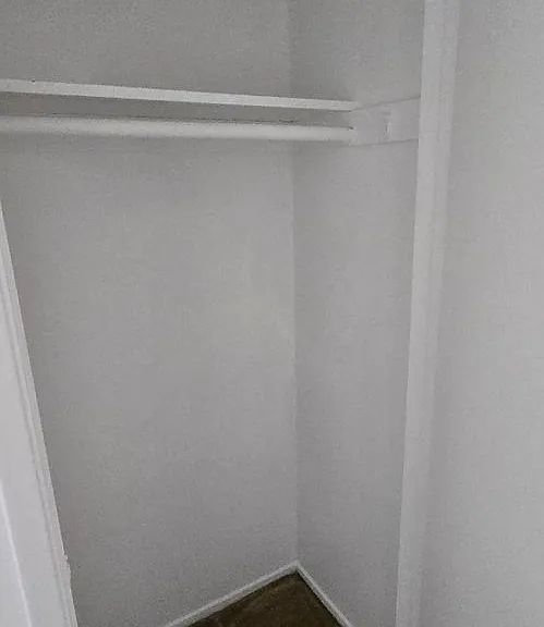 848 S Holt Ave — Photo 4
