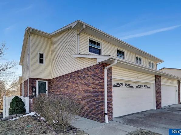 3921 Pioneers Blvd, Lincoln, NE 68516