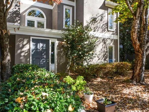 15 Brittany Ct NE, Atlanta, GA 30324