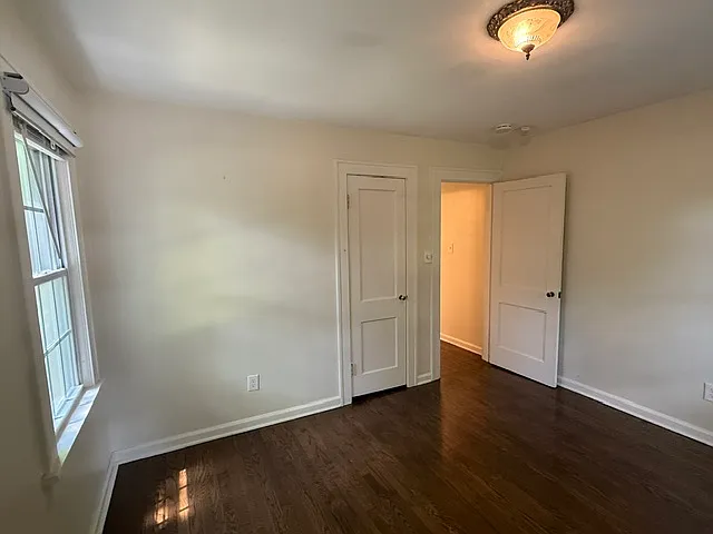 514 N Court St — Photo 3