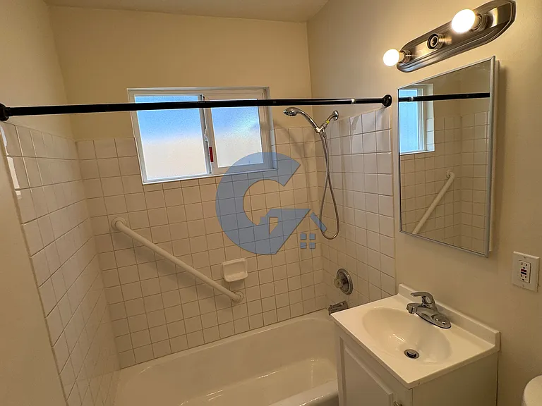 4449 Ocean Blvd #8 — Photo 10