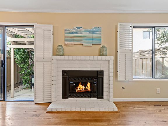 4th image of 2026 Stone Pine Ct