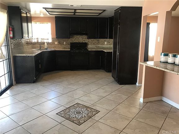 2nd image of 5118 Pacifica Ave