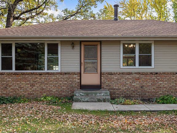 5th image of 928 38th Ln