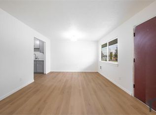 301 S 82nd St APT 6, Tacoma, WA 98408