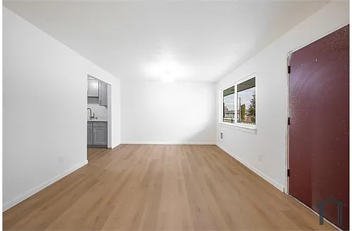 301 S 82nd St Photo 1 301 S 82nd St Photo 1