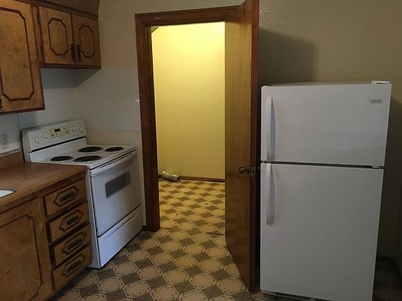 3rd image of 1317 W Kaywood St