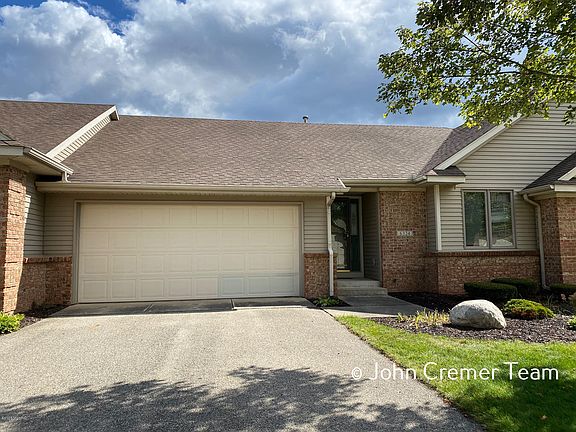4th image of 6324 Thornhill Ct