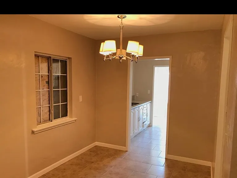 909 Woodrow Ave — Photo 8