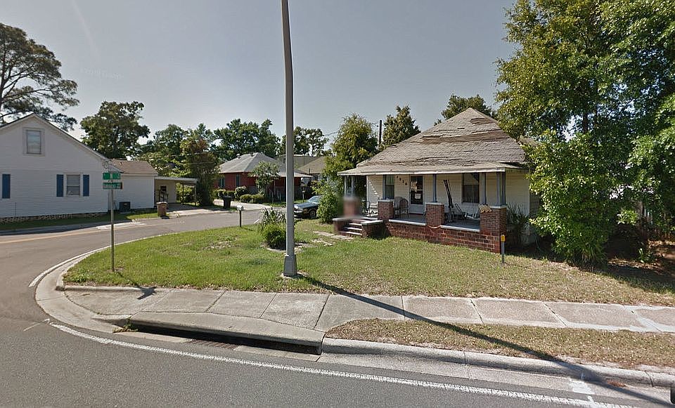 1st image of 1920 Barrancas Ave