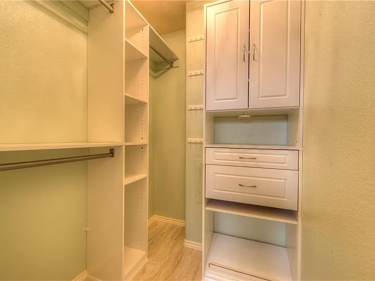 712 Alamo Plaza Dr — Photo 15