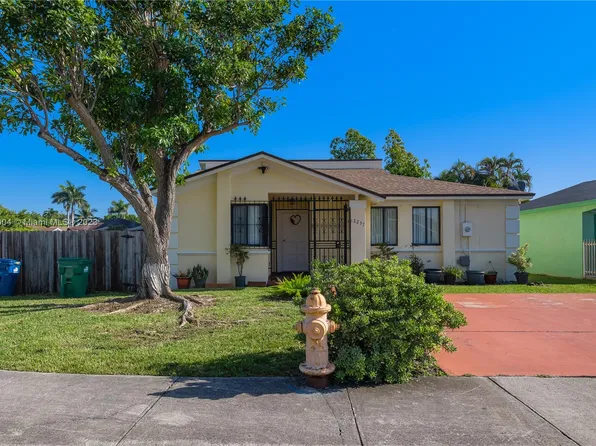 12237 SW 193rd St, Miami, FL 33177