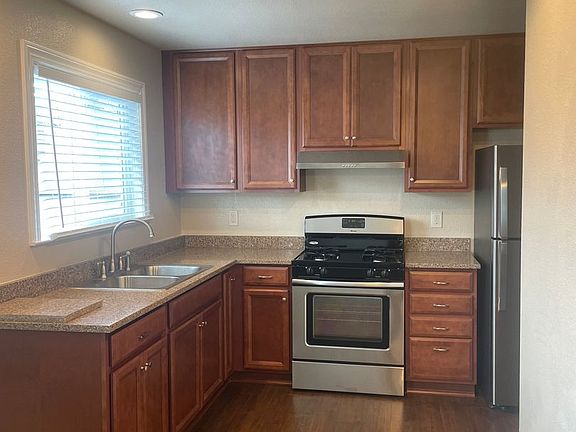 3rd image of 210 Norton St APT 1