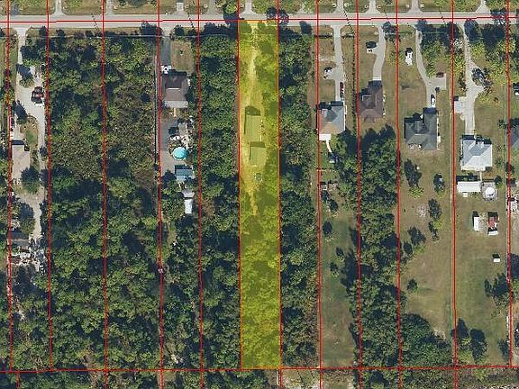 3rd image of 3740 18th AVE NE