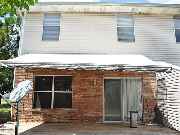 5th image of 939 Harrelson Dr