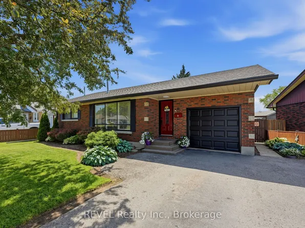 5 Greenhill Dr, Thorold, ON L2V 1W4