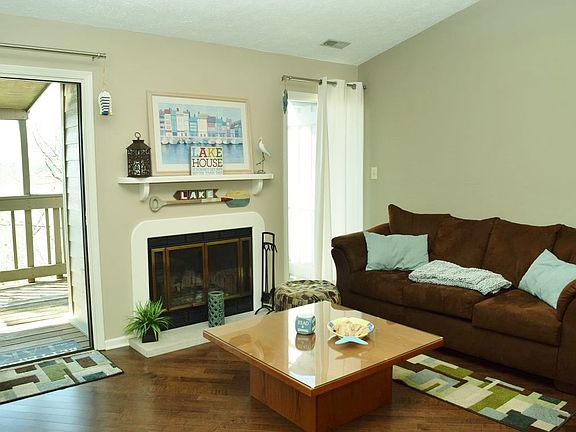 2nd image of 1912 E Waters Edge Dr #L7