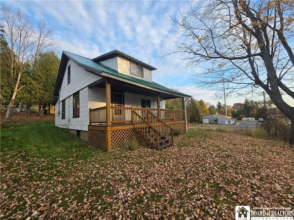 1746 Foote Avenue Ext, Jamestown, NY 14701