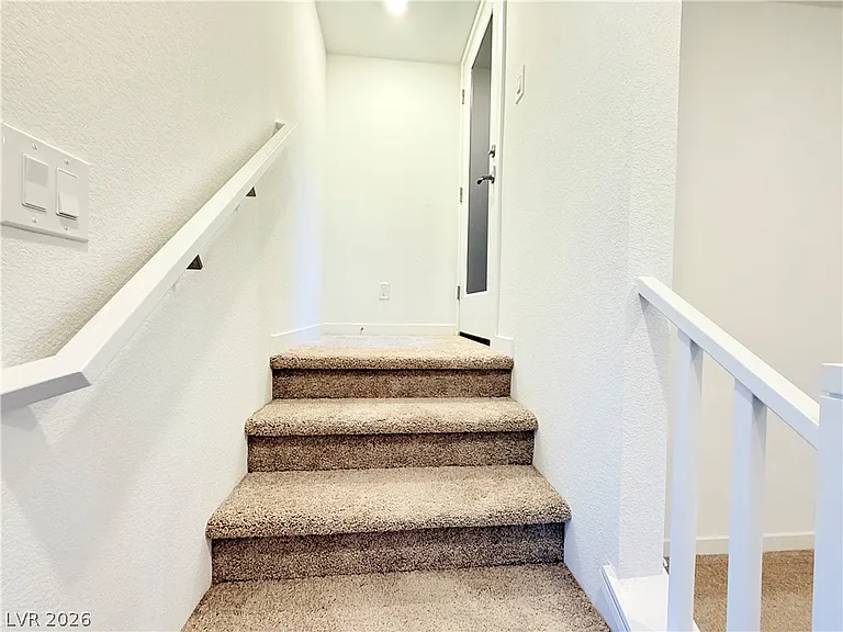 11402 Crimson Ledge Ave — Photo 32