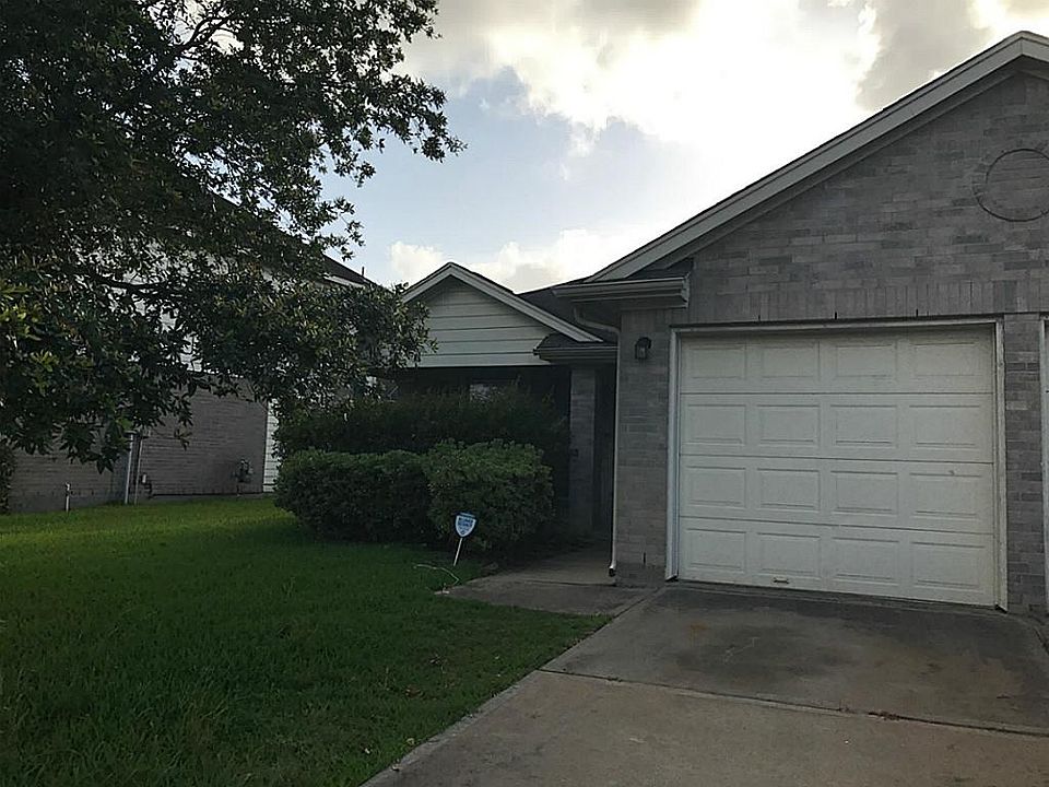 1st image of 3506 Liberty Square Trl