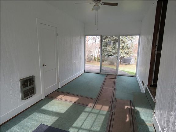 2nd image of 46 Hillcrest Dr