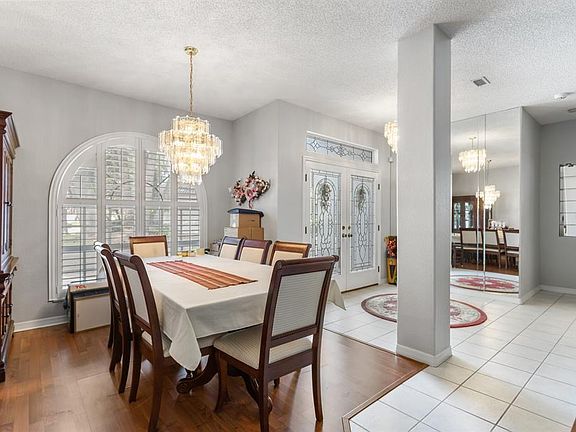 5th image of 1071 Glynwood Pl