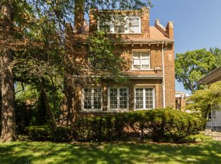 6811 S Constance Ave, Chicago, IL 60649