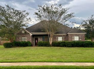 211 Tucker Dr, Brandon, MS 39042