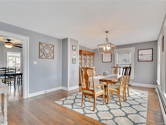 5th image of 72 Scotchtown Ave