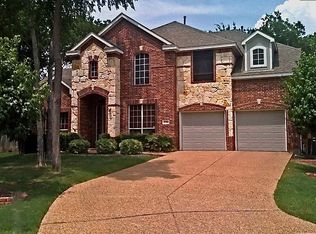 3704 Forest Ct, Grand Prairie, TX 75052