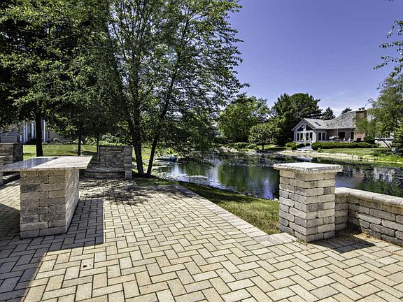 4th image of 6321 Farmwood Dr