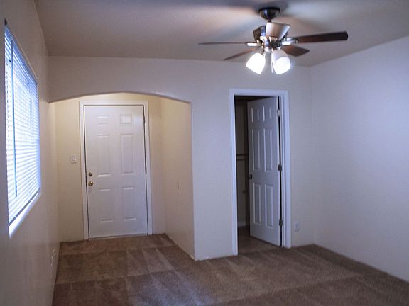 5th image of 301 Whispering Sands Ct SE APT A