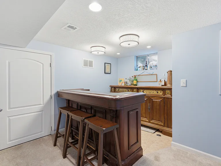 8 W Bridlespur Ter — Photo 22
