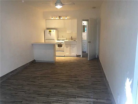 2nd image of 549 SW 13th Ave APT 2