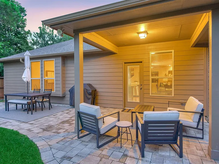 204 Forest Peak Way — Photo 32