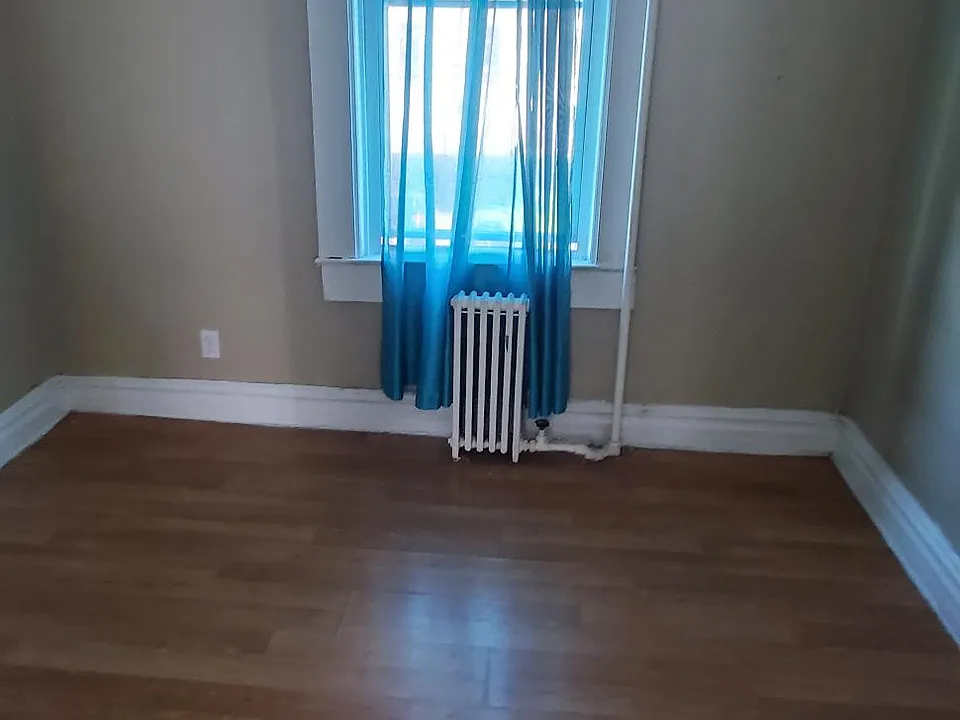 478 15th Ave #1 — photo 4 of 7