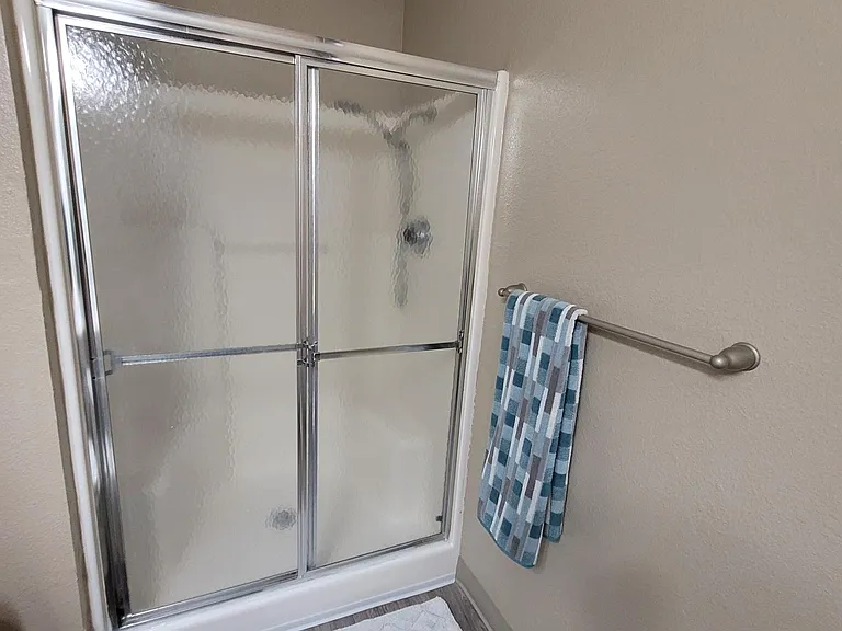 Overlook Pointe Apartments — Photo 19