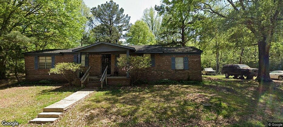 1st image of 150 Hollow Dr