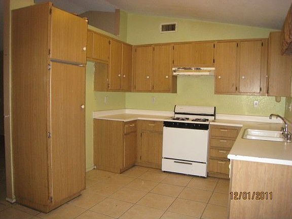 5th image of 53460 Calle Amigos